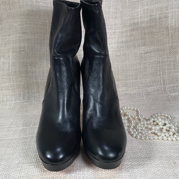 LK BENNETT London Platform High Nile Bootie - Picture 3 of 8